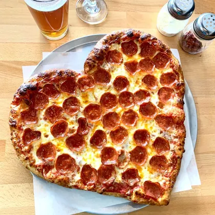 D6 Pizza - Hesperia, business photo 3