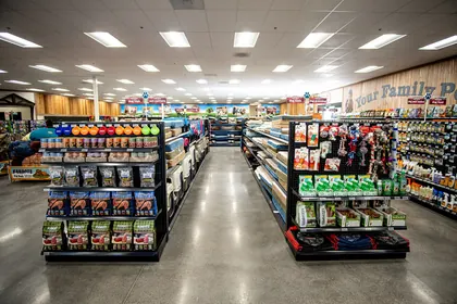 Kahoots Feed & Pet, business photo 4