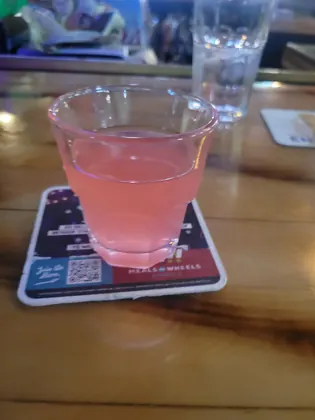 Lucky's Tavern, business photo 3
