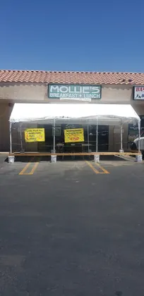 Mollies Kountry Kitchen, business photo 2
